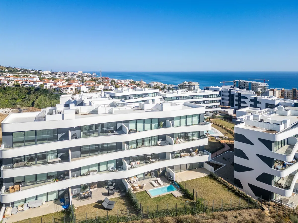 ab49a34c-232a-406b-a334-e70f7c7c3a2a