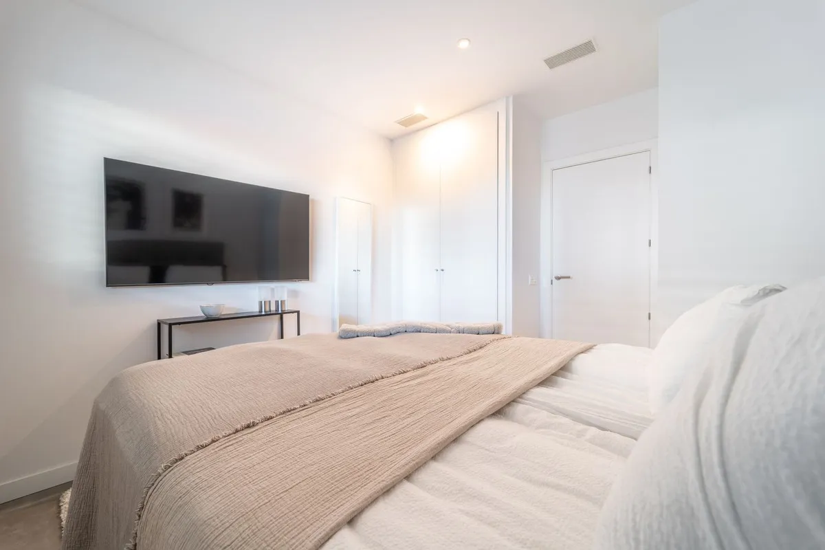 b025443f-de56-49ca-a98d-13cec53582f2