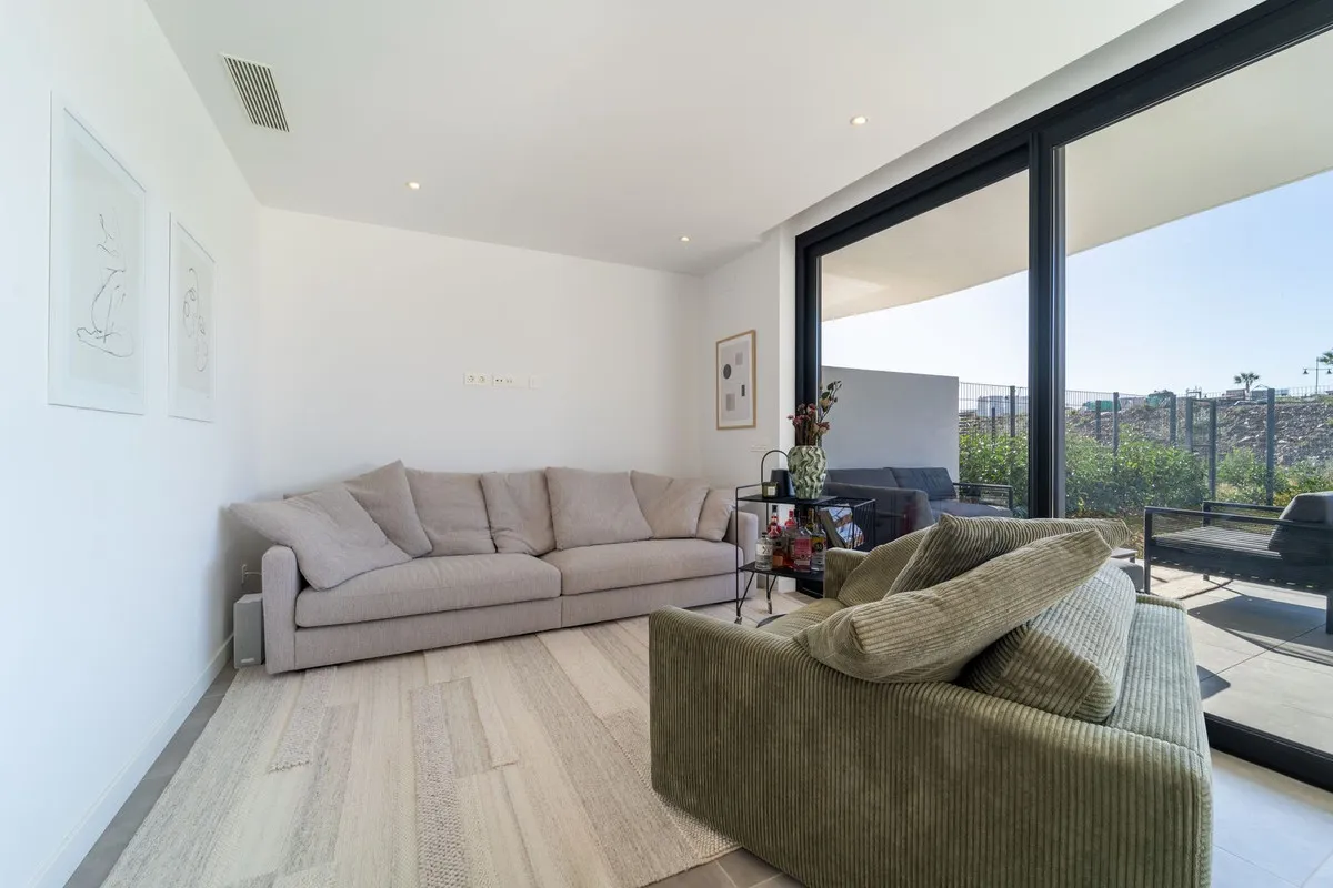 d372c909-76e3-4191-bf40-c85b4c3d67b1