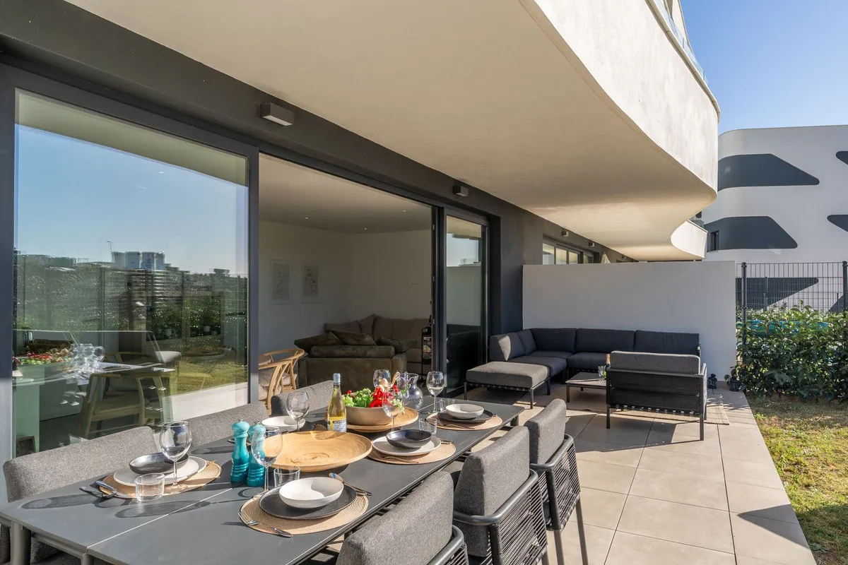 f510d744-9611-40a4-b09d-4adb079795a3