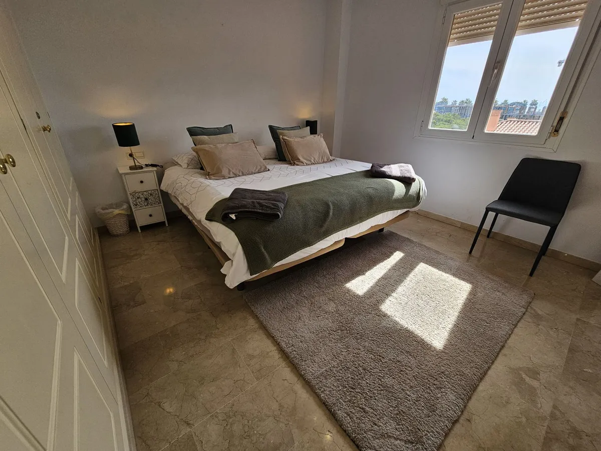 1ef44ea8-dd0b-4147-bed6-50b23f4e1c07