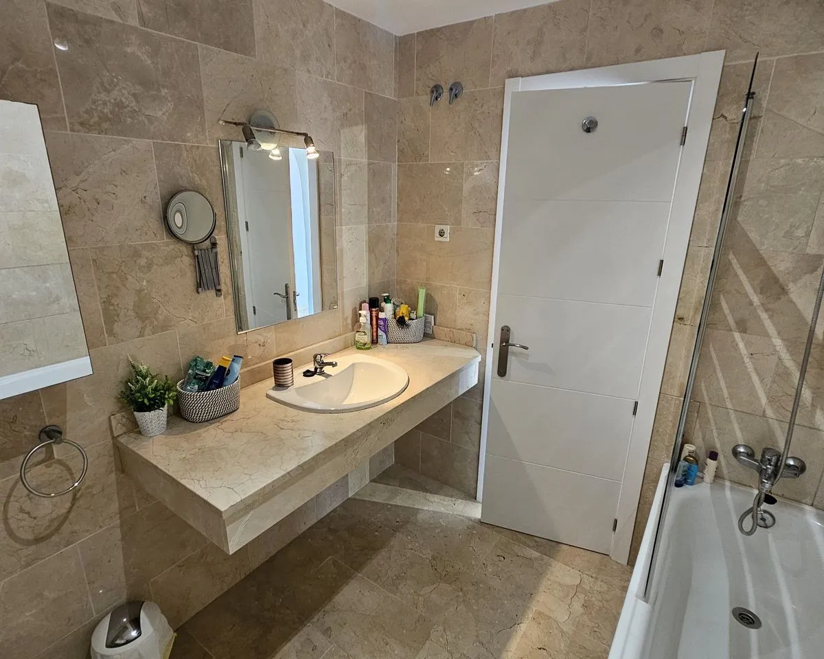 327f9053-29f2-4ce6-ab22-b2ec75d17344