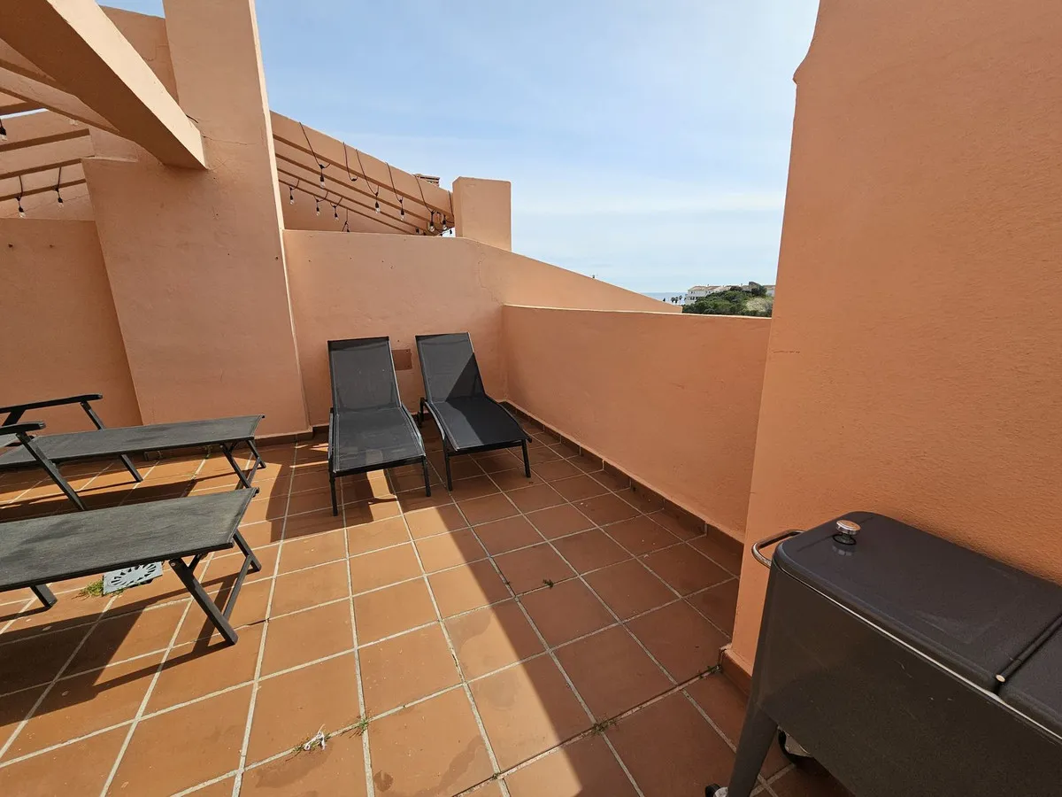 4501d9bf-f15f-450d-b2df-0694c475a87f