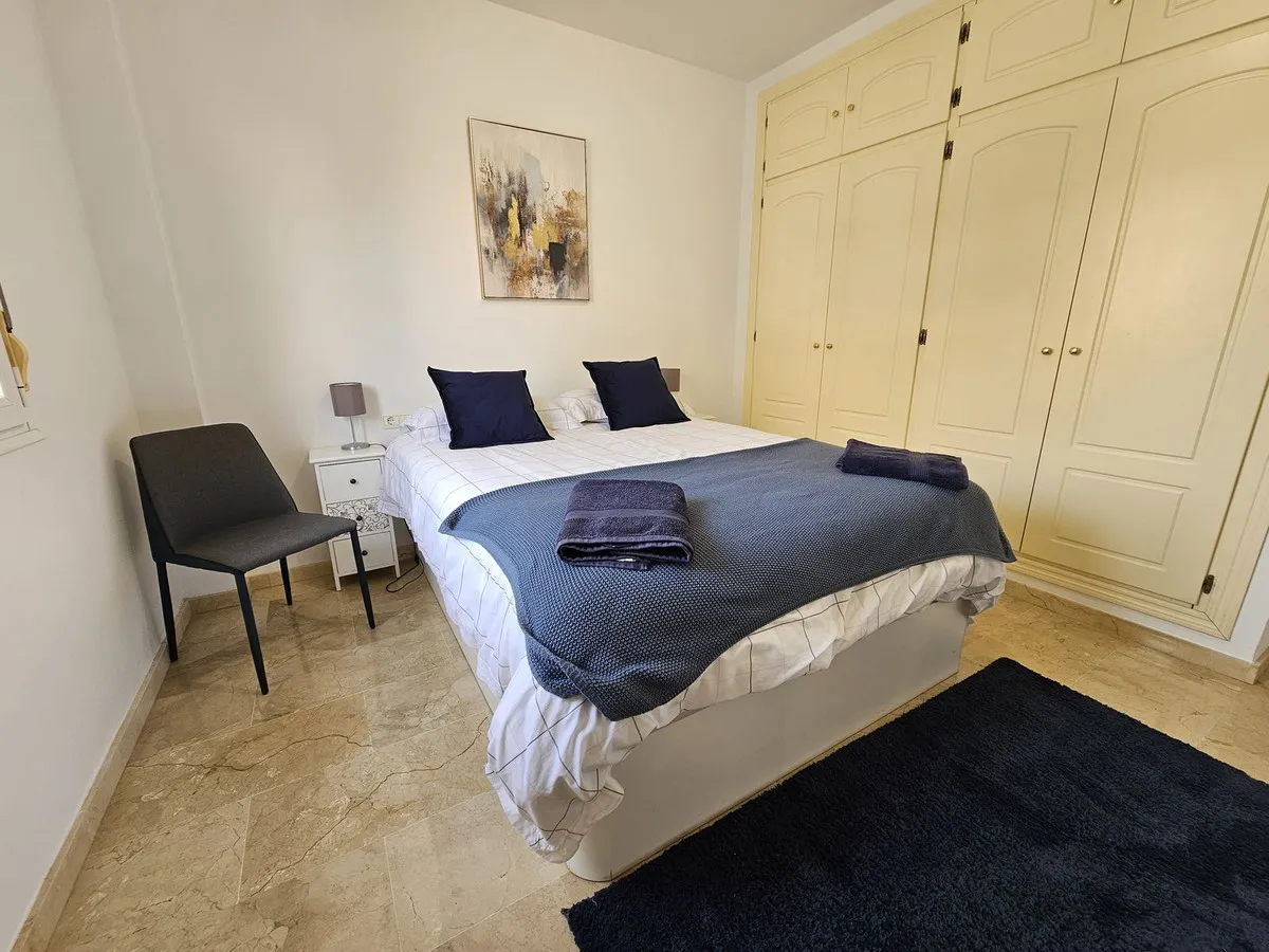 958425b7-185b-4f73-a1b3-a56c986fd7c7