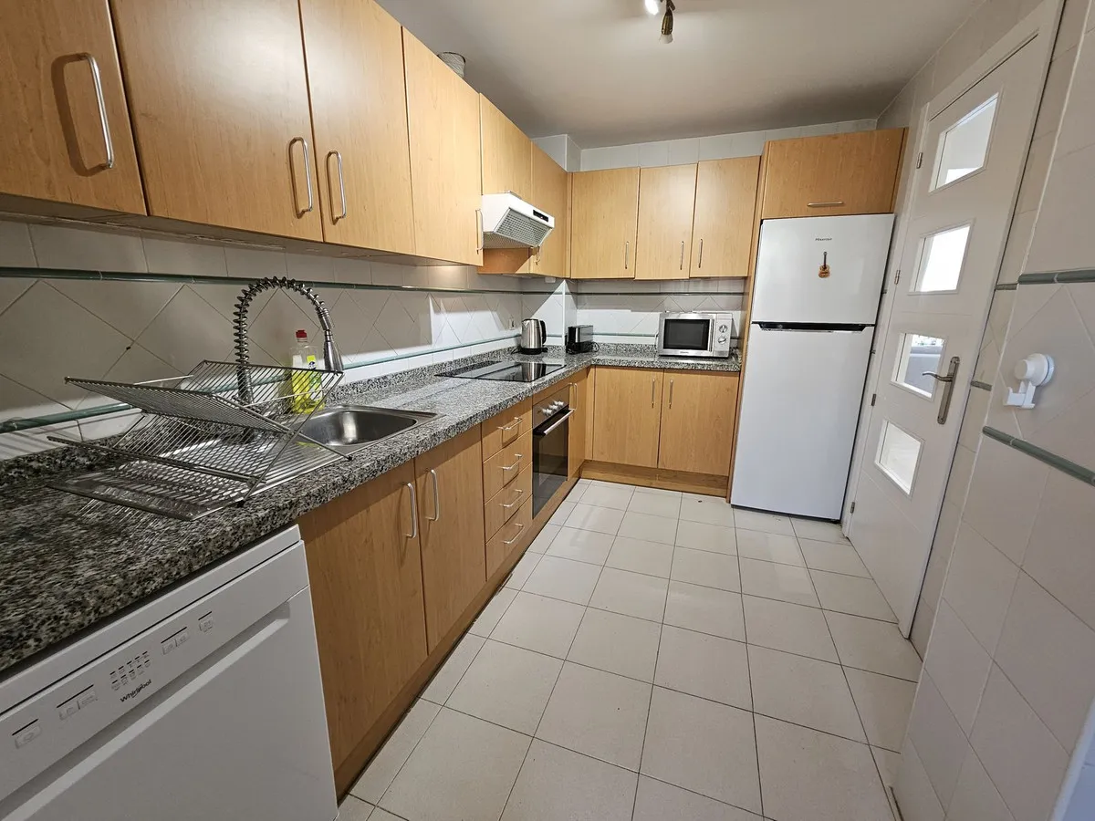 e7b2b4f3-be95-4770-acd7-c929dea0eb8c