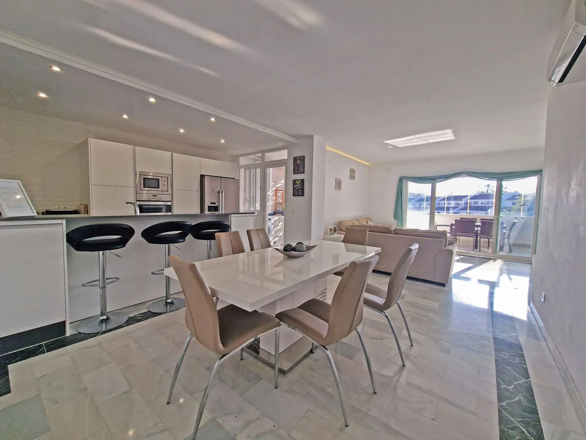 05d50834-9daf-4dc1-b16c-e5ee0c065b8a