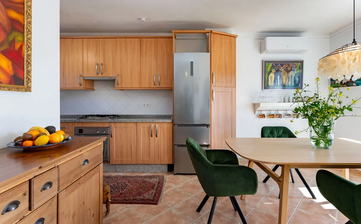 0696c995-43fe-4f2d-9e26-210225988dc4