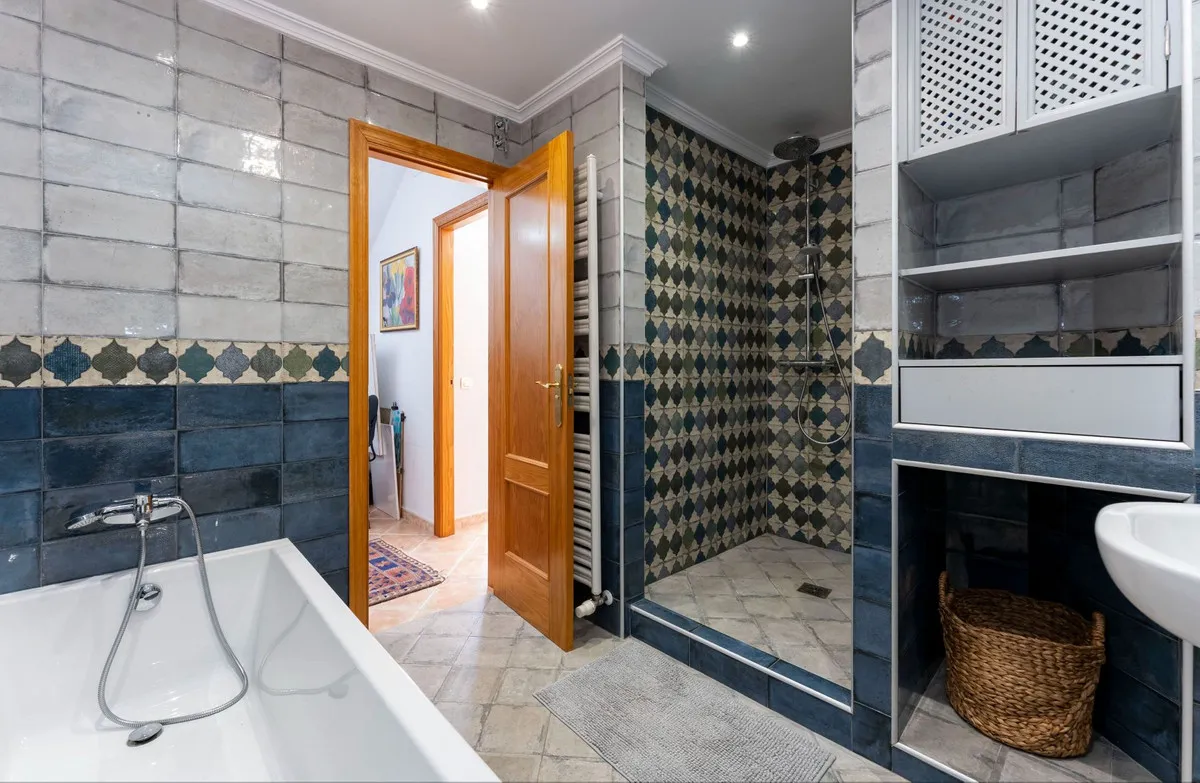 1795d558-f57d-42f3-95b0-c4aa7ddbe55b