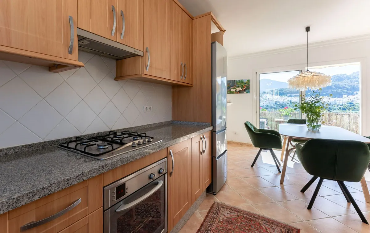 44db09a6-2bc1-4586-8771-040d946c9eff