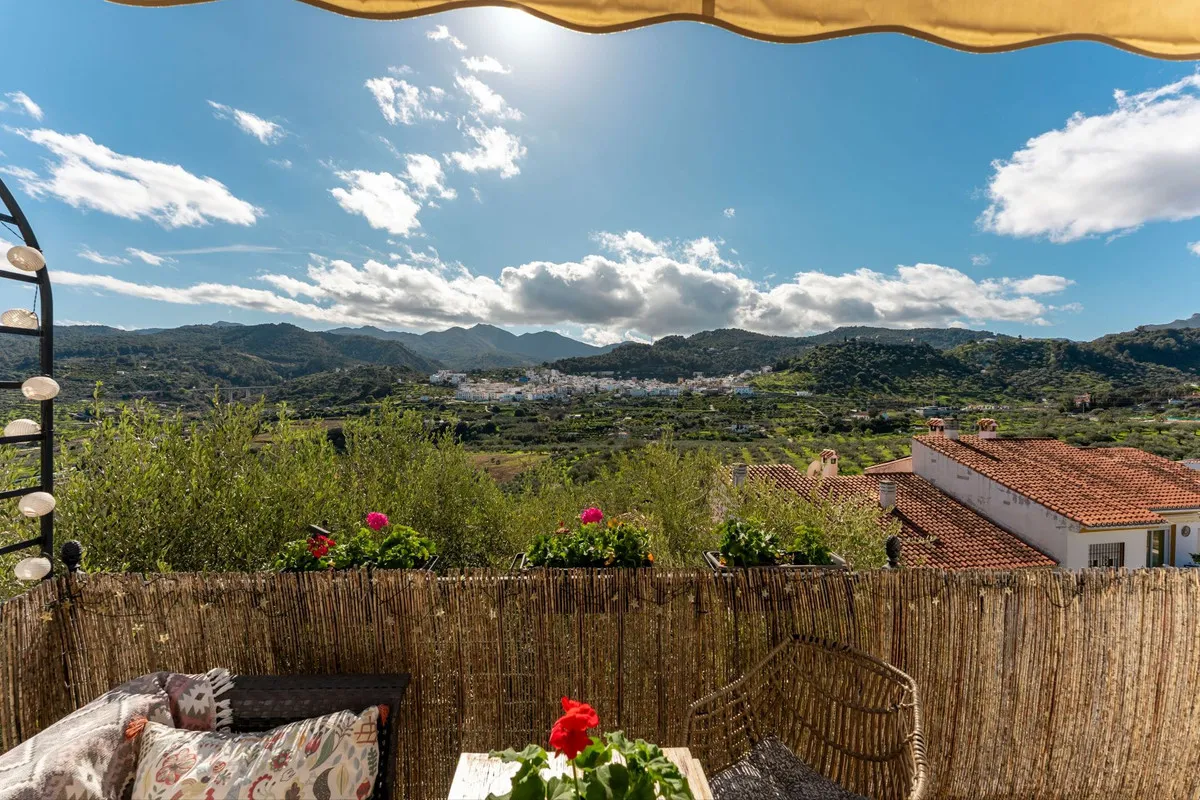 5f6c0b65-1def-474c-996e-9cd971dab076