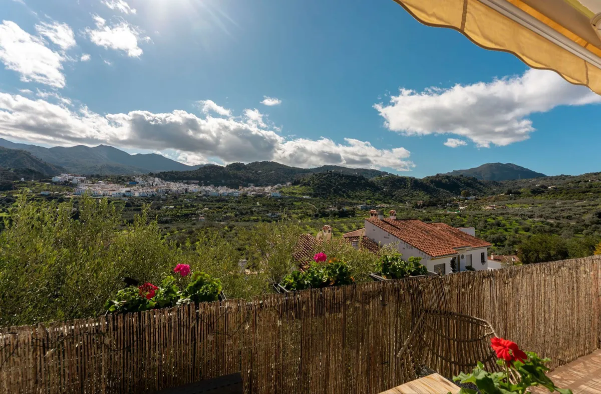 6e5c4b93-a11f-42c8-bc31-6905ef3c27a9