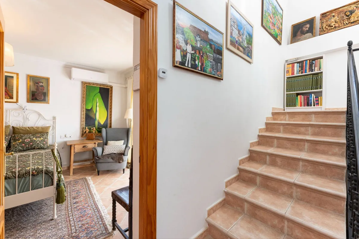 d2daecfc-9665-45af-ab30-909db3a99695