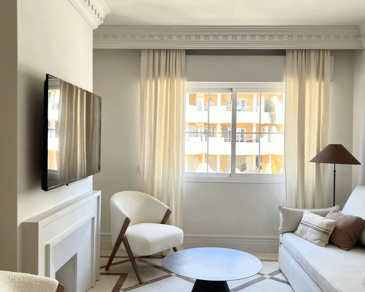 ac2241ca-5c03-47e6-a419-49fc9f135668