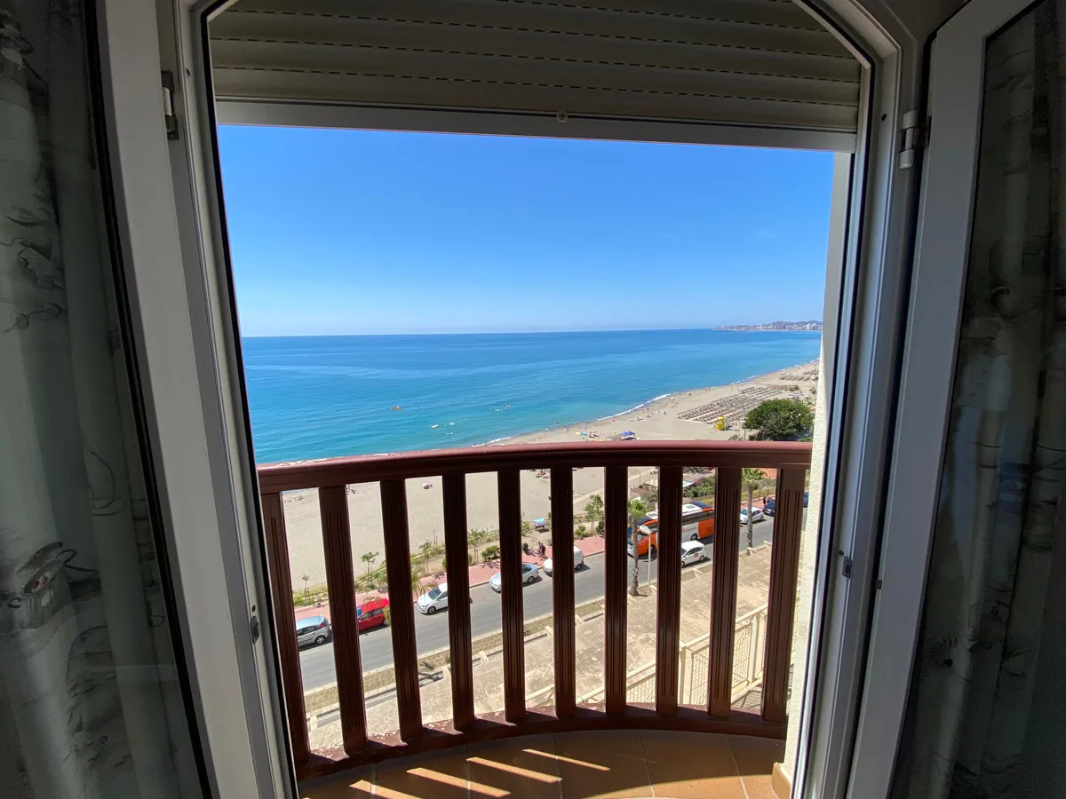 18d2f738-befd-41c8-b5dd-2c7cb650ffee