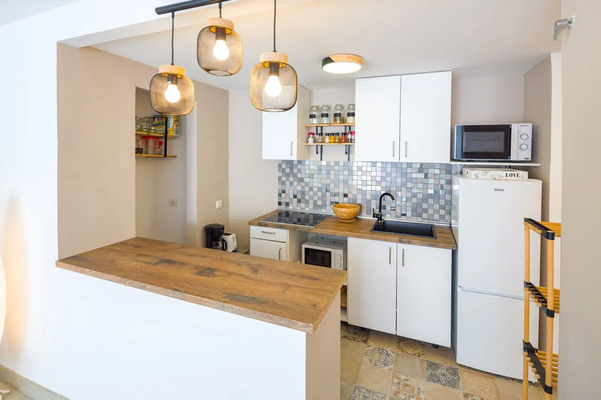 e9be6d88-4289-4d2e-8e38-aa9c45e5fb68