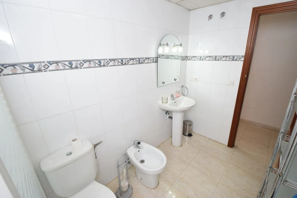 acbecdc6-2876-4201-a90c-c09699706326