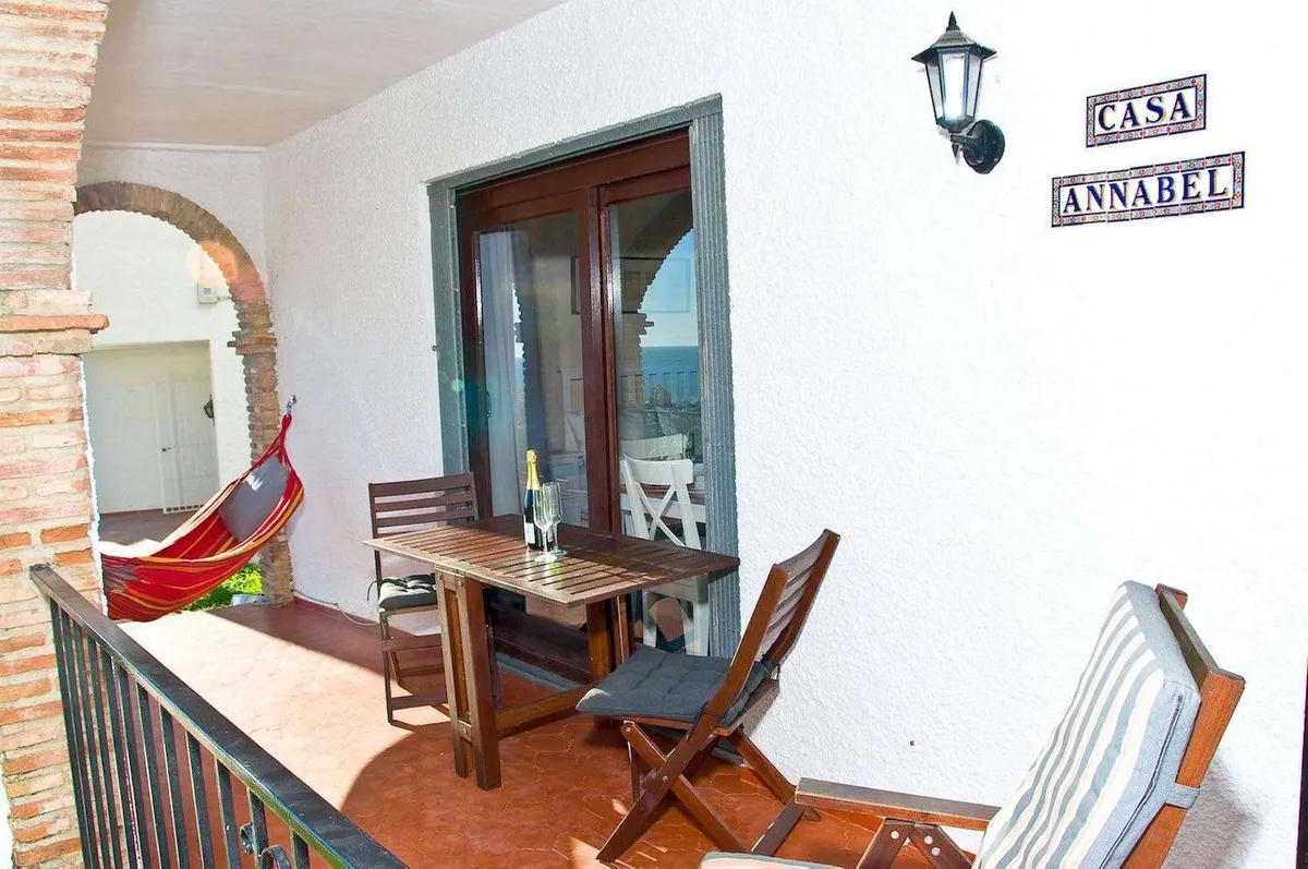 1515751e-f055-49ee-bce8-39d0de7a1c38