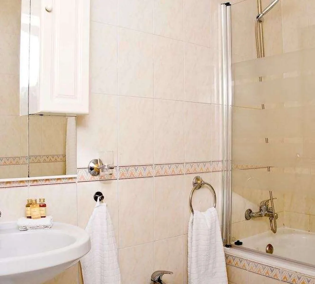 f49bf6dd-d53a-43dc-a4d3-18c31850aebe