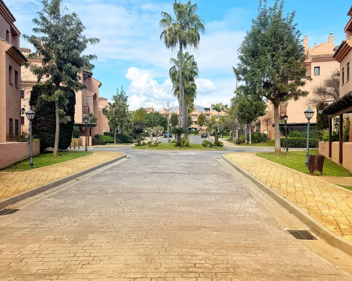 1d408fa2-4256-4f65-93a3-80df47fe71f6