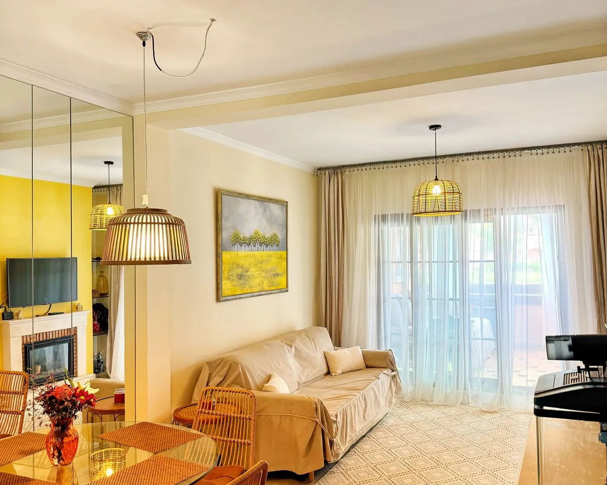 1e4888f1-6b2e-4992-9cde-309185e5d748