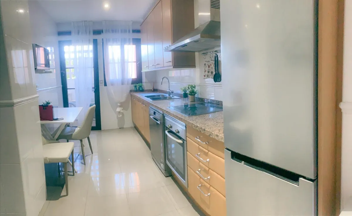 26f7b2ad-048a-47a9-94a1-f2196c7b678f