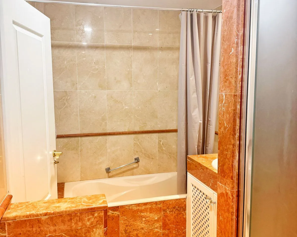 7bda947e-811d-4c3c-8a05-afb840489899