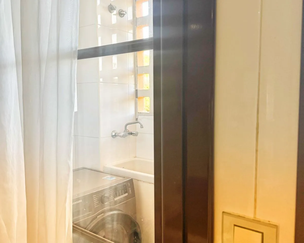 c084024c-59b4-4ddb-a9dd-ce9d088a121c