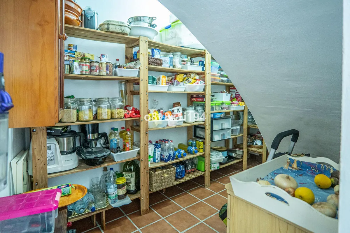 64cbd520-8f8f-42c7-b11c-bc3e375af8b1