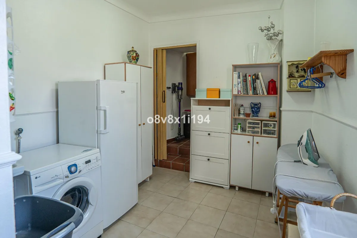 6faff575-2bdd-4f8a-9b3c-1778b04e4891