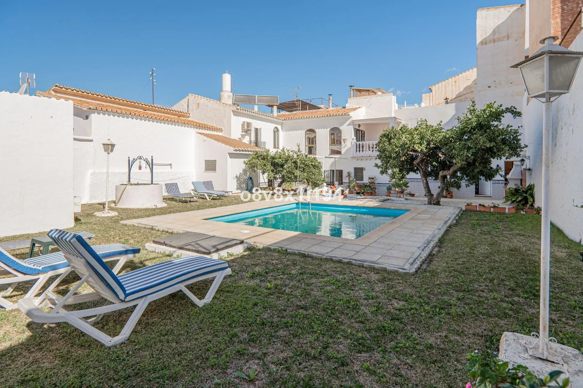 8725aca4-3048-48da-95bd-b77ac3e1e388