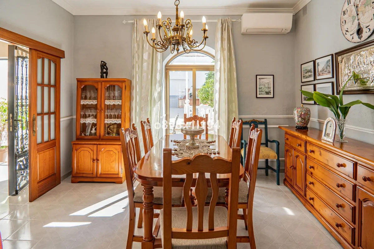 ca6ca486-659e-41f9-a9db-8017a0d05315