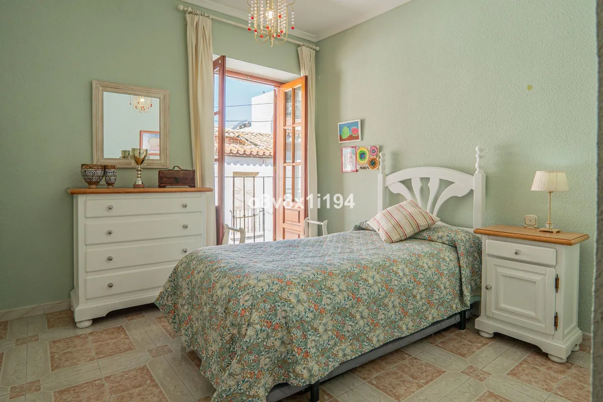 f64b7a1c-d1bc-49e8-ae3b-ef080766f608