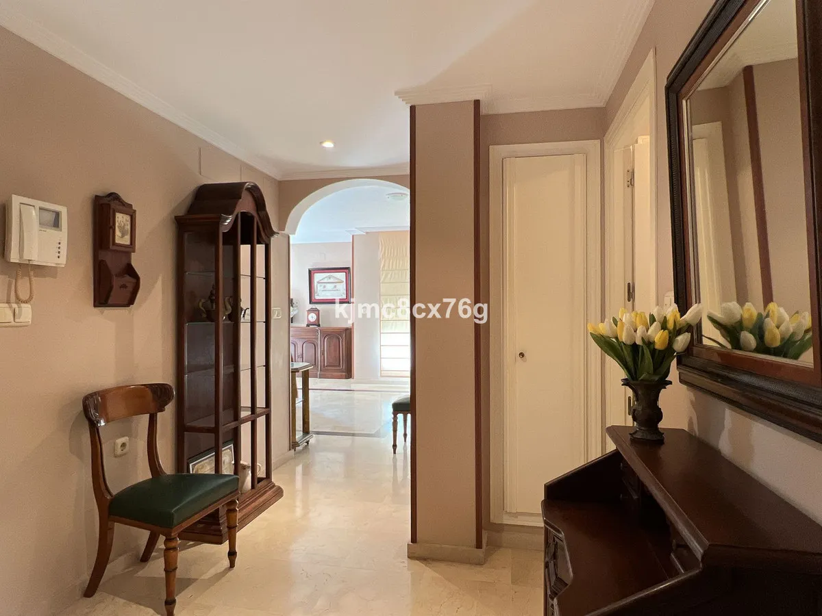 6240858f-c0a4-427f-85b5-b83c703eebf5