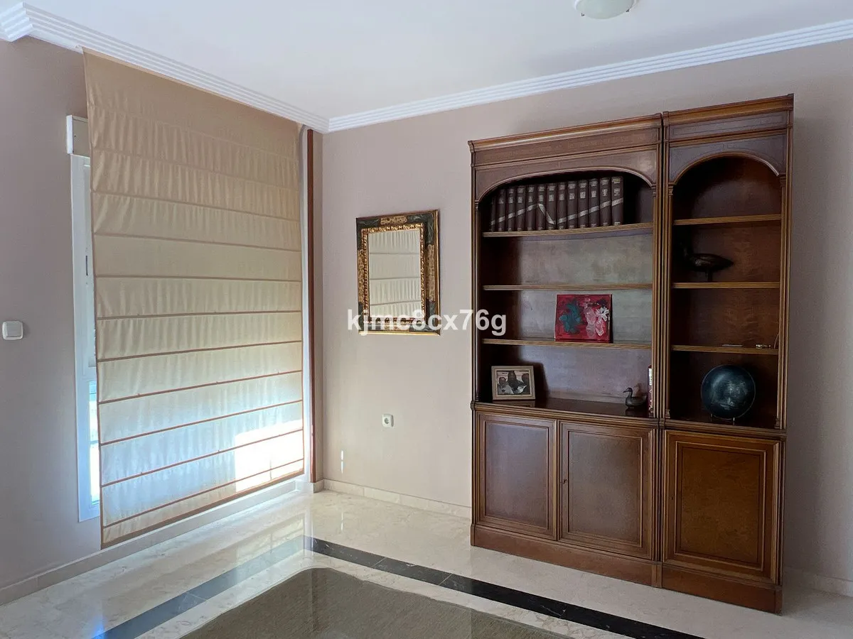 e34caf78-bd23-4413-b7a7-7ef6ea6b0850