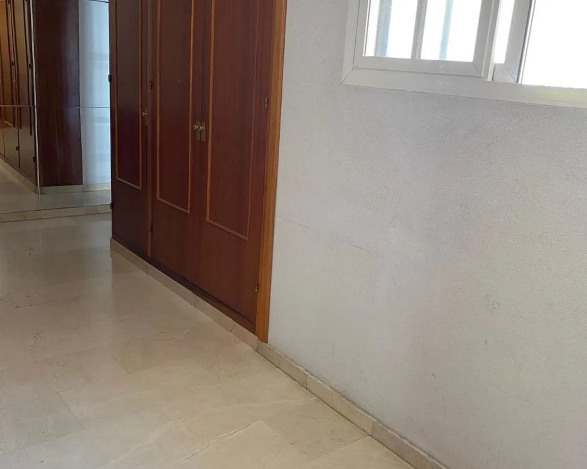 1a041498-d722-4d3b-8630-fde7796dc5f2