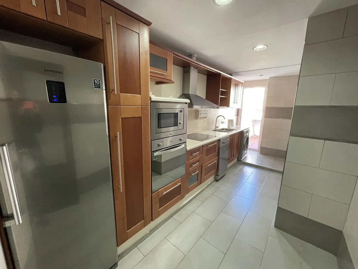 332bc453-2535-41af-a765-01ab5ef690e1