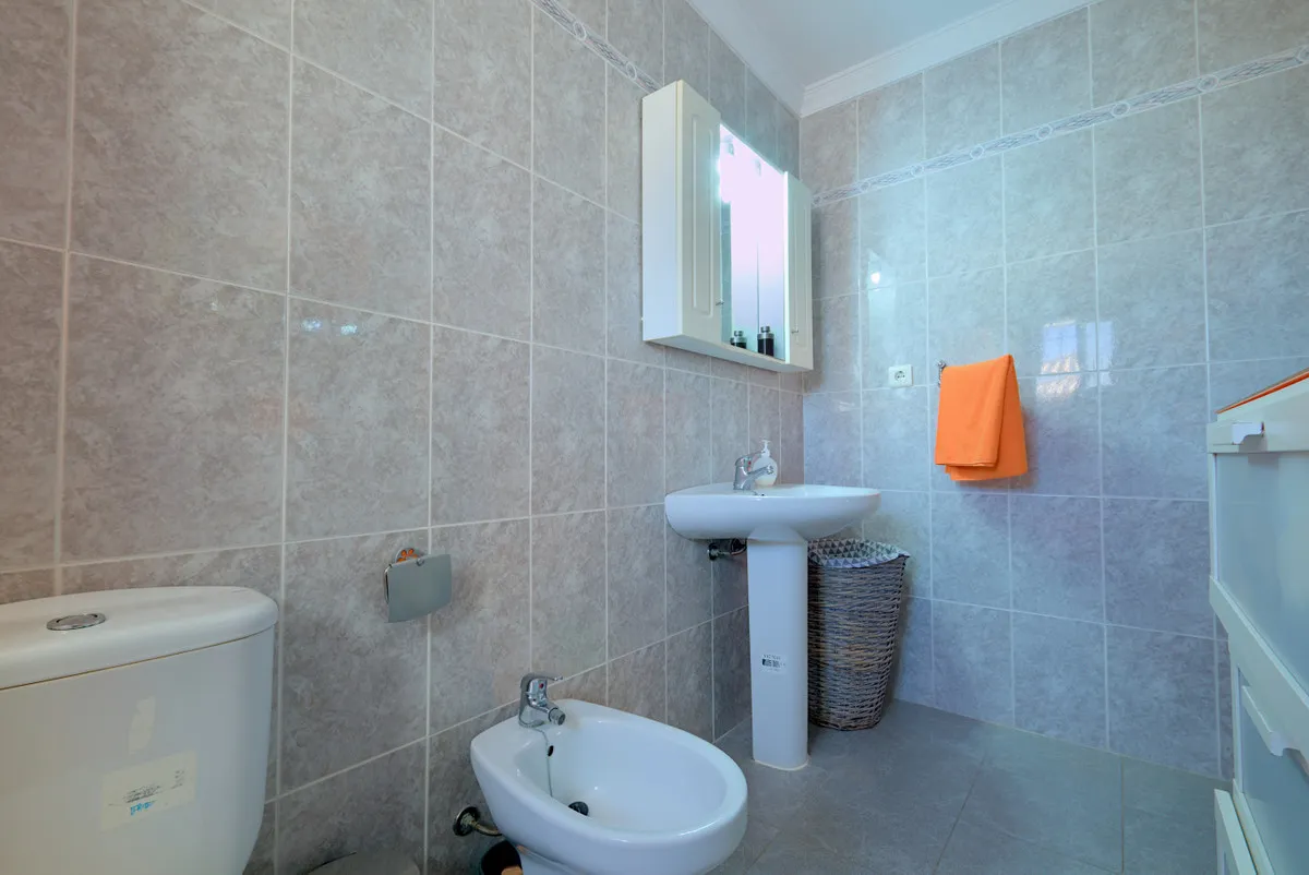 0d26d26a-f20b-4192-bf8d-dc7b0e0c0832