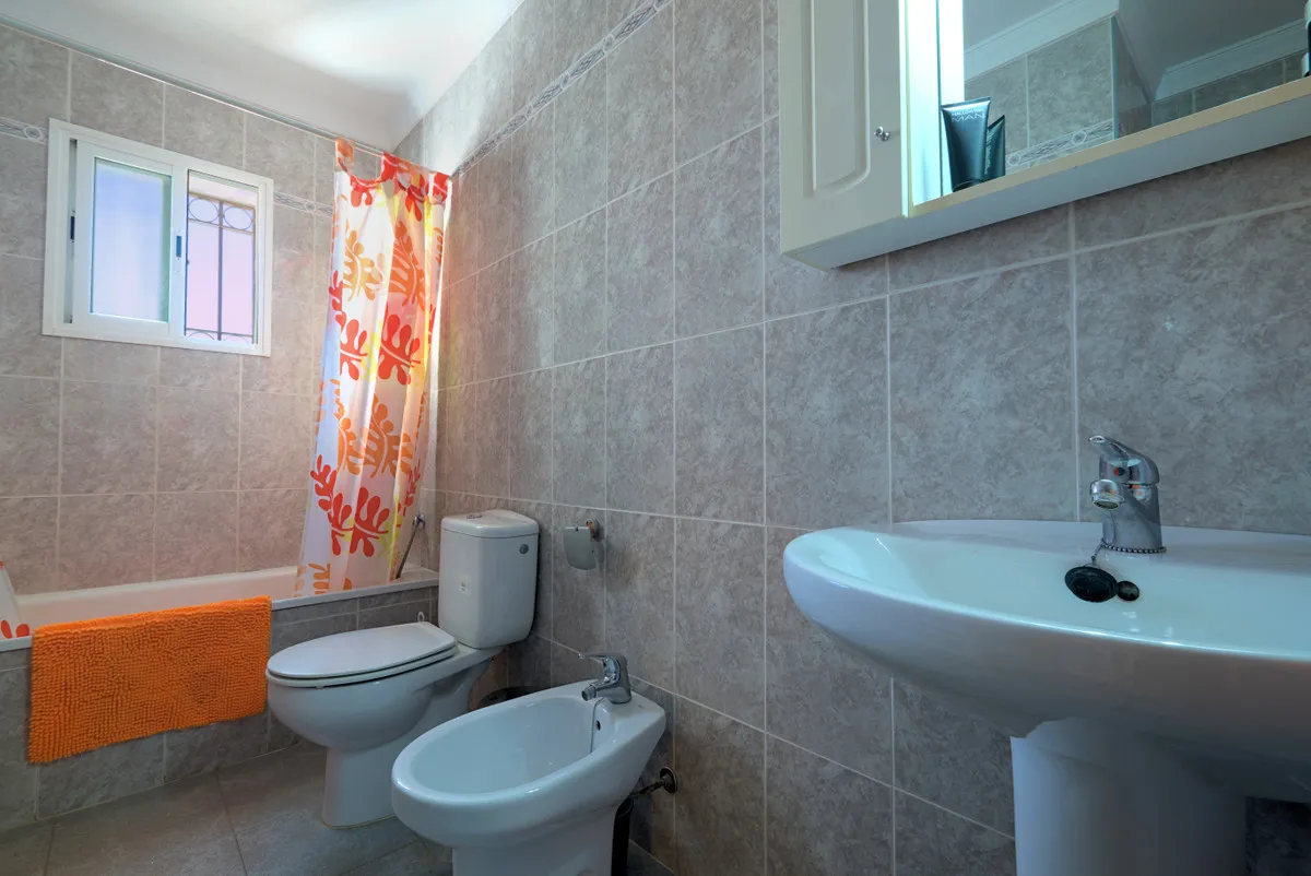 1ad8e788-d358-4bfc-8051-a06fa3db4c76