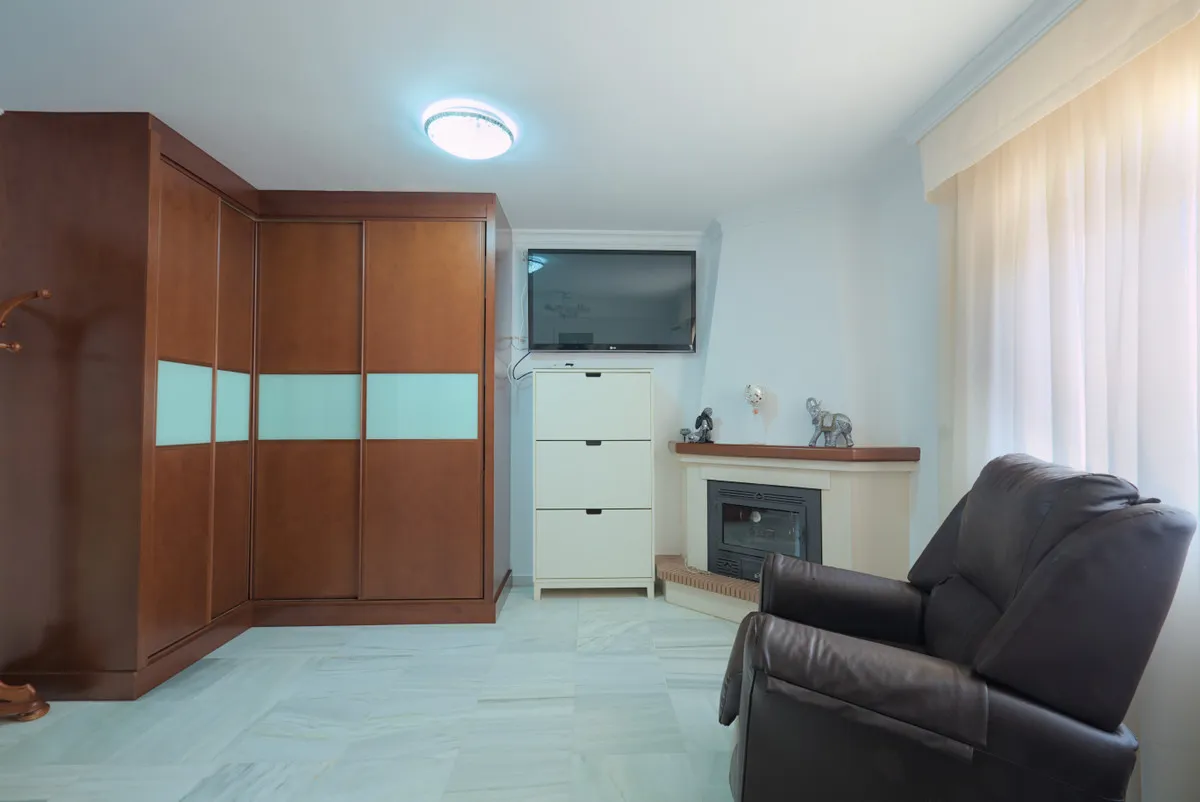 6af19d13-0c59-42b3-a9d9-149f54da23d9