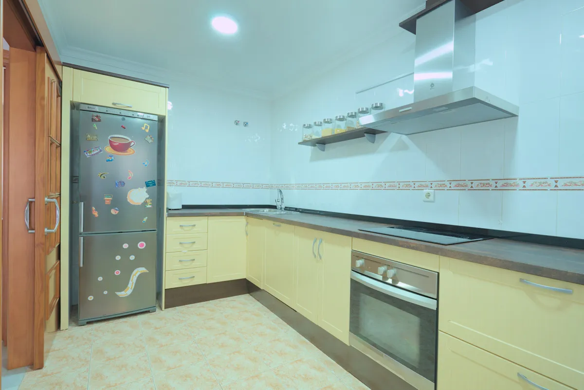 a374e199-ba2c-4049-8474-f10f72a6146e