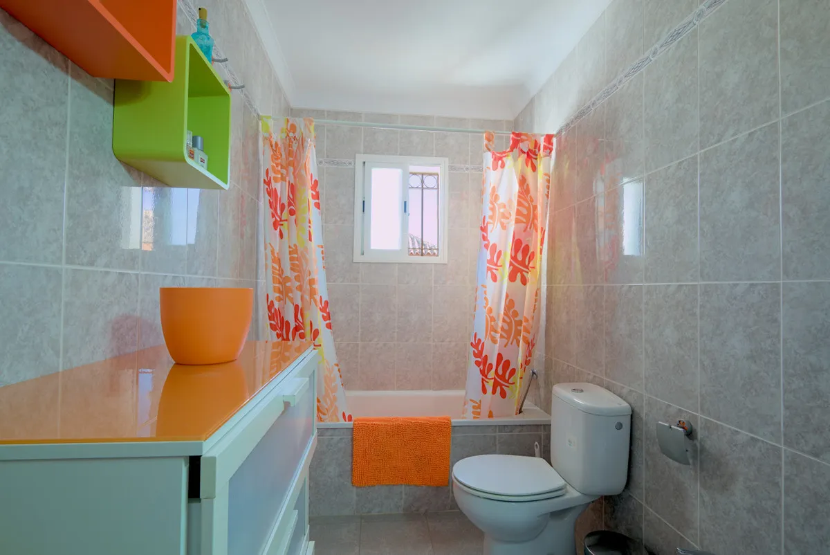 d01a8731-b8af-43ea-bef3-a0e1d646fa33