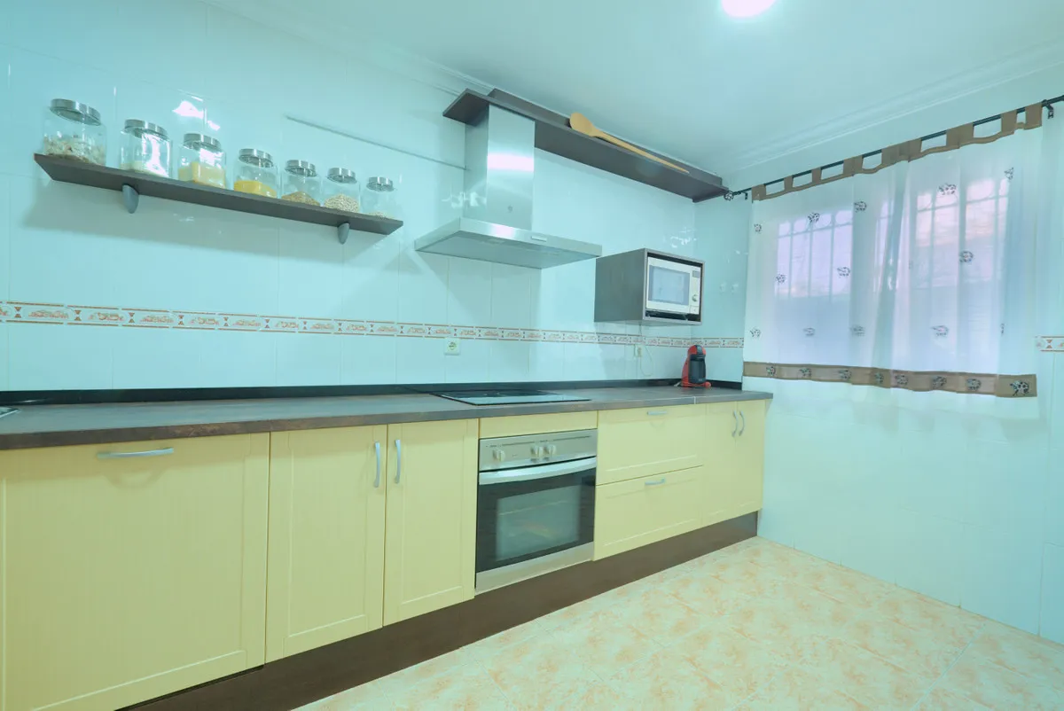 d284630e-1084-404c-9b41-6cf272b0836a