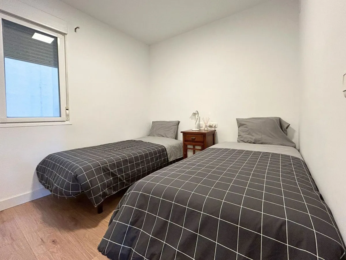 f557b045-3ac3-4be6-b8b8-93761d92e8b7