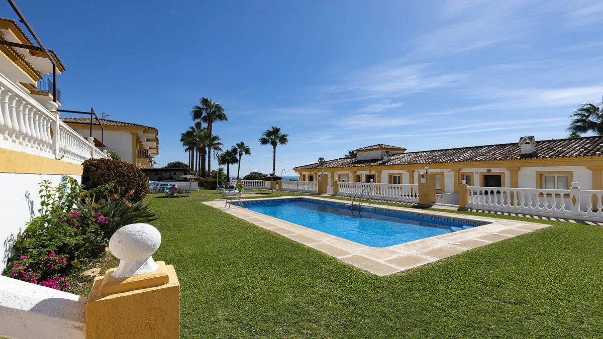 b709a2a6-67ba-4858-a94e-271e4aa9825c