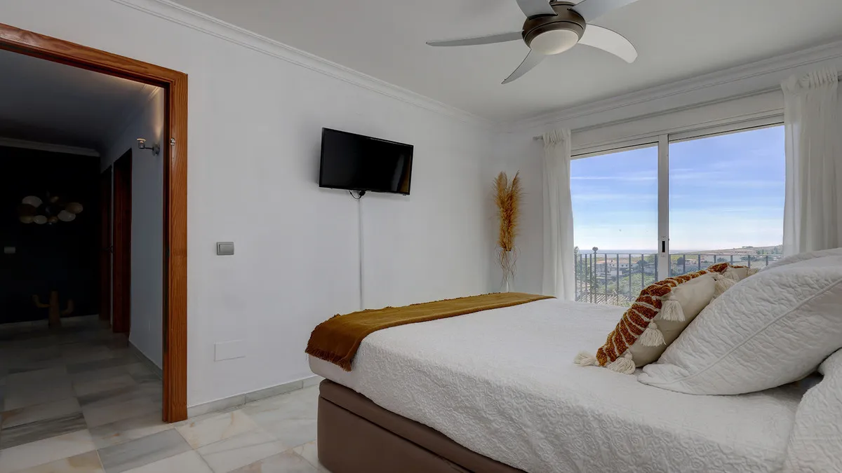 cd0d6cf0-6caf-45f2-a9dc-869f00ddfa1f