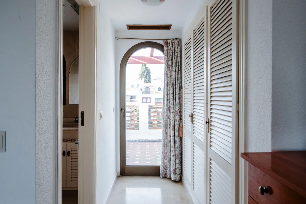 54151607-7464-4ded-87c5-963463280a0c