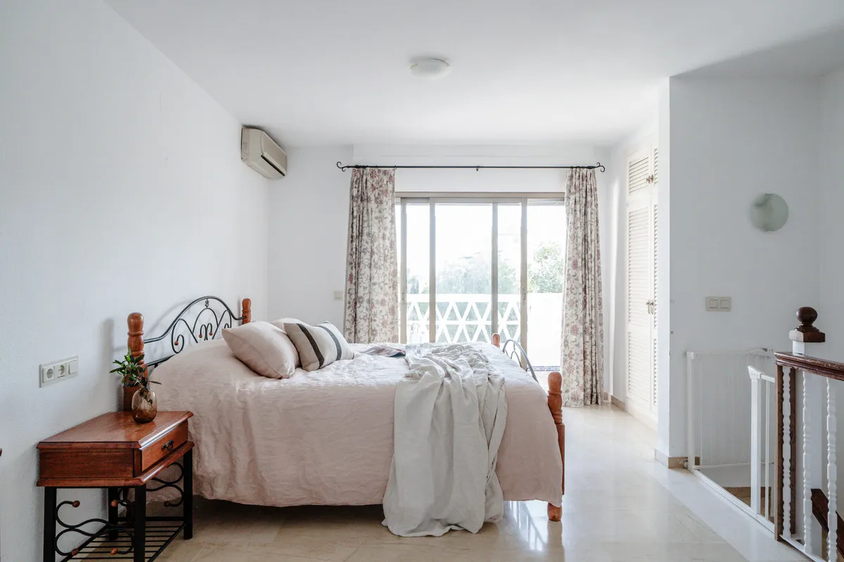 7431b969-ccdb-4be8-b85c-d73af67e4ca4