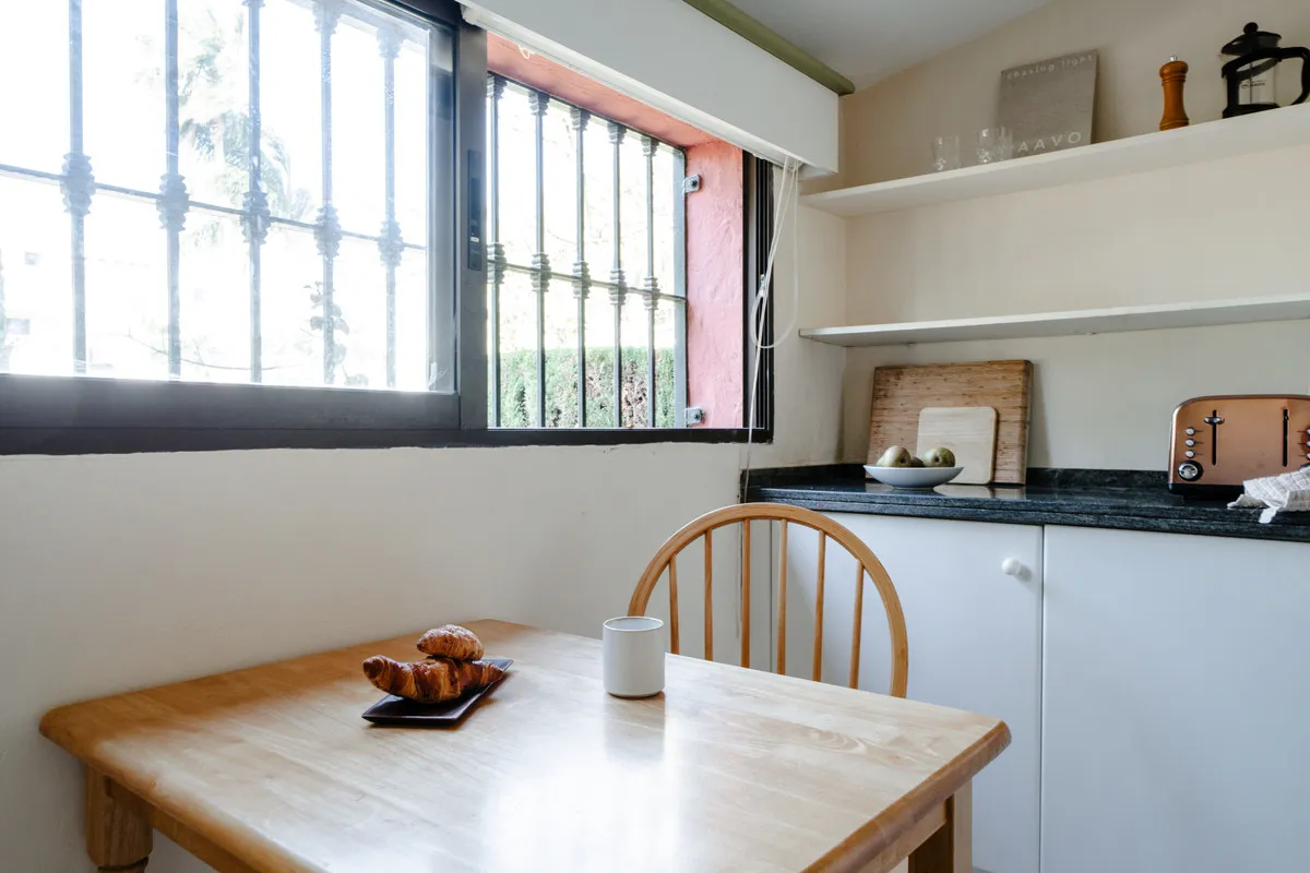 c129b775-5fe8-4589-8c14-c28627f9d859