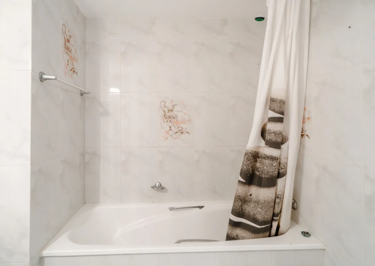 f32872fe-0b53-4421-ac35-ae39ad5cf493