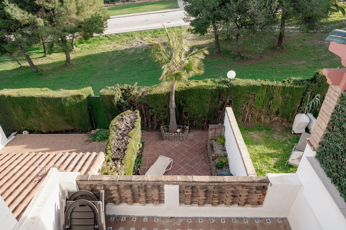 fcd09eeb-94d9-4250-bc90-340d301622de